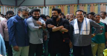 Rajamouli Opts Dialogues In RRR For Tarak