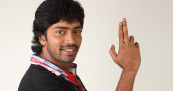 Allari naresh emotional tweet