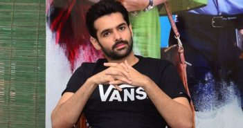 Actor ram emotional tweet